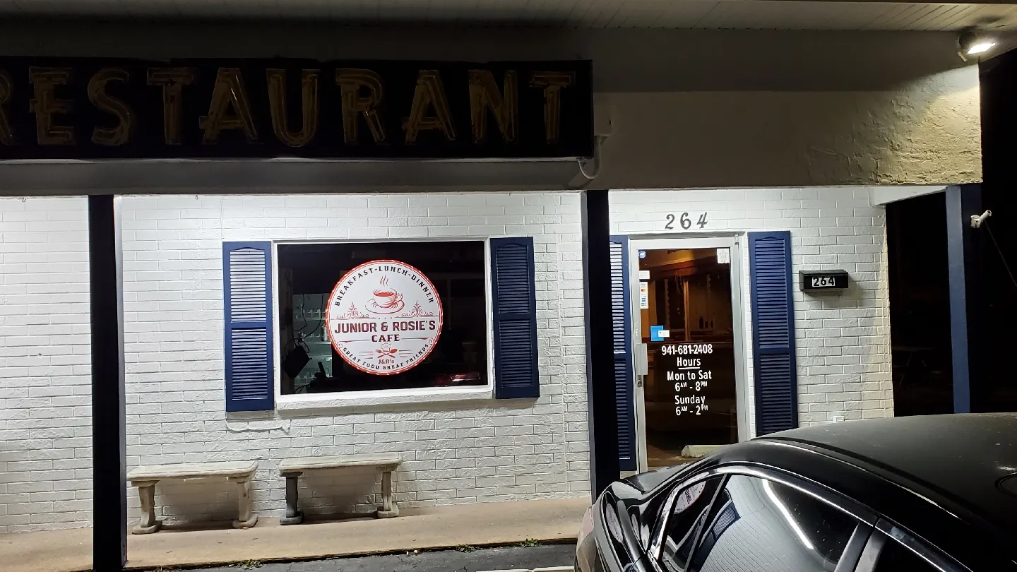 Junior and Rosie's Cafe and Grill
